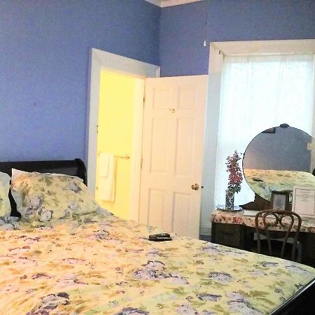 Six Acres Bed And Breakfast Cincinnati Exterior foto